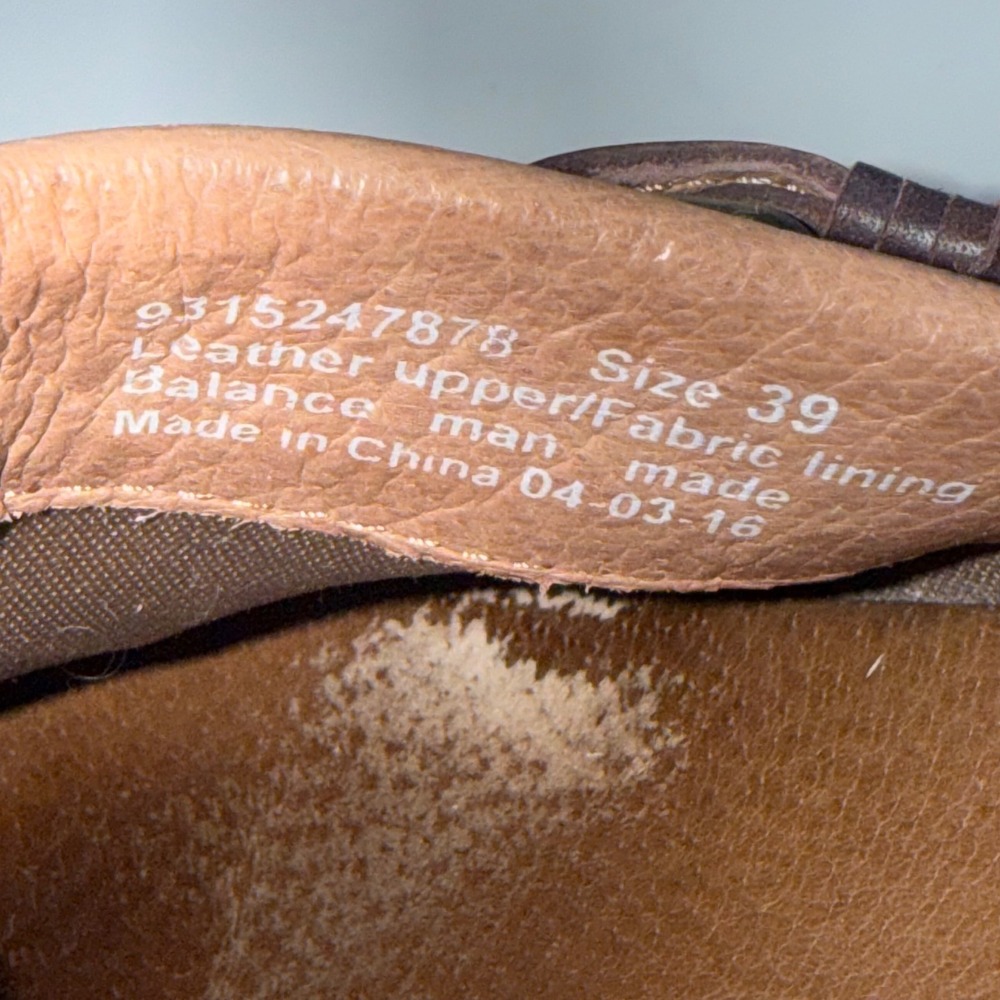 Dansko Brown Leather Braided Buckle Clogs‎ Mules Faux Wood Grain Heel Women's 39 - Picture 10 of 10
